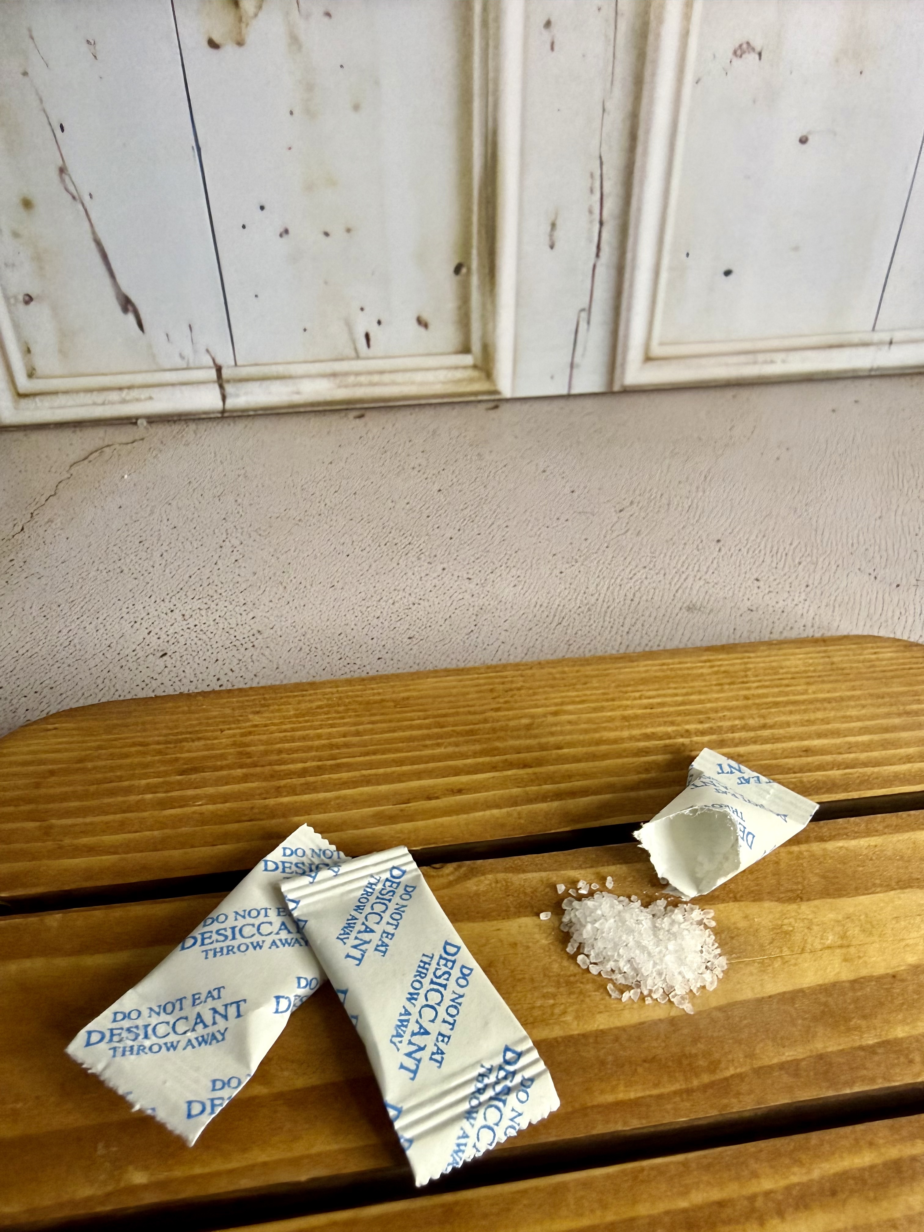 رطوبت گیر سیلیکاژل یک گرمی ( بسته 500 عددی )